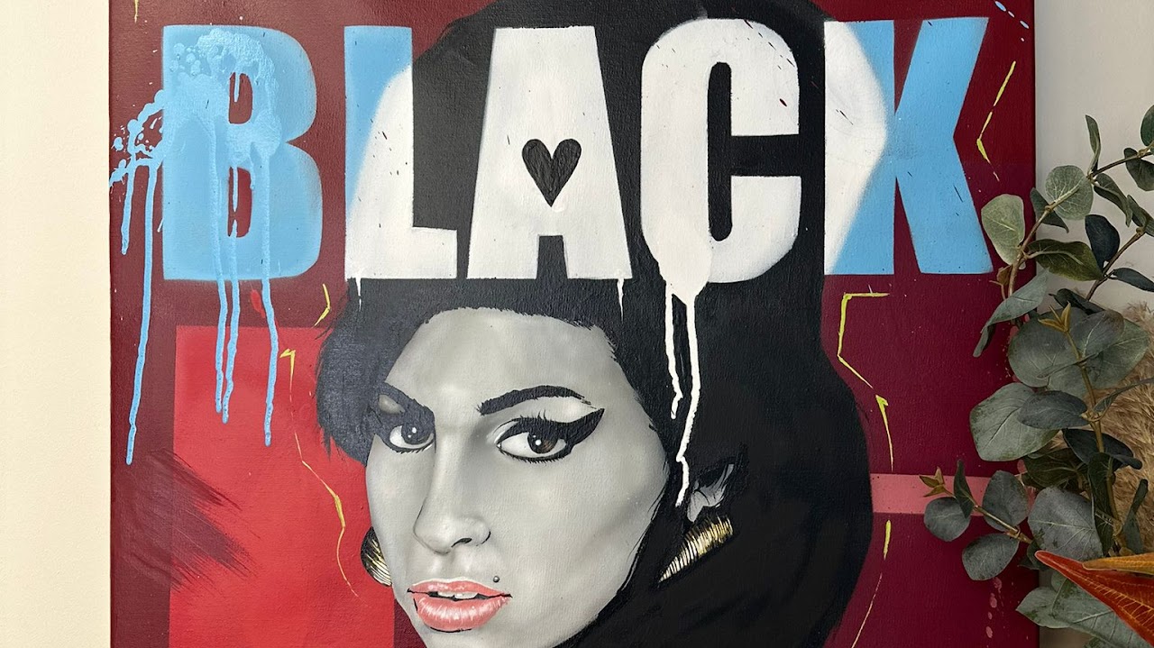 Amy Winehouse spray paint canvas art portrait by Jaksta Art Swindon