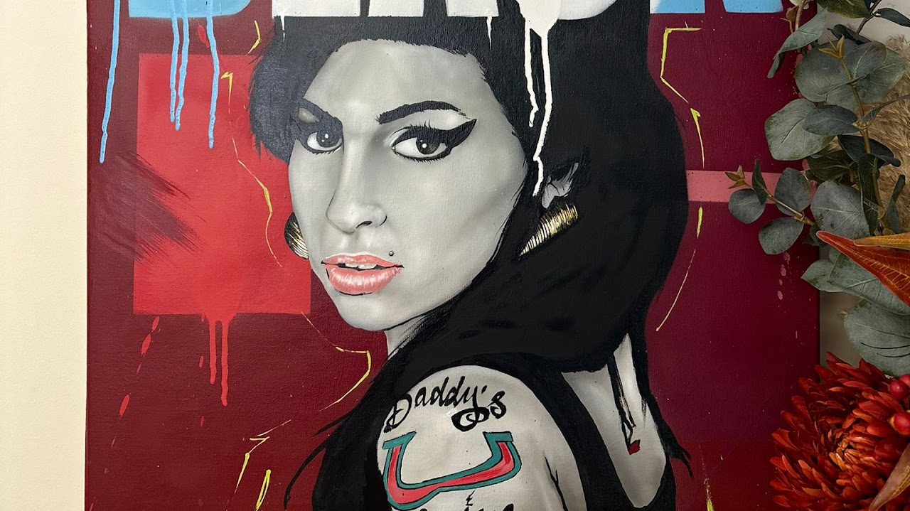 Canvas art commissions Swindon - Custom spray paint artwork