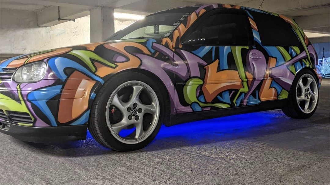 Vehicle wrap artist Swindon - Custom car and van graphics